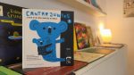 O livro com CD "Cantar Juntos 1" é dirigido a pais e filhos, educadores e todos os profissionais que trabalham com crianças dos 0 e os 3 anos. Com ilustrações de Madalena Matoso (Planeta Tangerina), a obra inclui 27 canções (tradicionais e de autor) e 21 rimas.