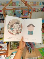 Se já sabe qual é a profissão do "Ervilhinho" dita neste primeiro livro da coleção, já sabe que é um grande ilustrador de selos! Desta vez no livro "Ervilhinho - A grande viagem" ele tem um bloqueio criativo!