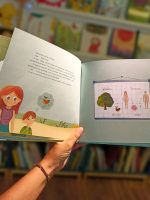 Essa (não) é uma pergunta fácil” é uma história entre a mãe e o filho que decorre no parque, onde ela responde a diversas perguntas sendo a primeira: «Mas afinal de onde vêm os bebés?».