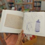 No livro "O dia em que os lápis voltaram a casa" um por um, todos os lápis de cera precisam de ser resgatados e cabe ao Duarte seguir as suas divertidas pistas!