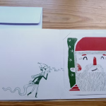 Este é um jogo-postal bem divertido que mostra as várias caras que o Pai Natal faz quando ouve o que o duende lhe diz ao ouvido.