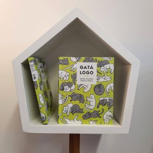 Com texto de Miguel Gouveia e ilustrações de Joana Estrela, o "Gatálogo" é um livro divertido em que se brinca com as palavras.