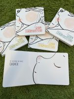 Mil Beijinhos é um livro ilutrado, terno e delicado que celebra o amor incondicional entre quem cuida e quem é cuidado