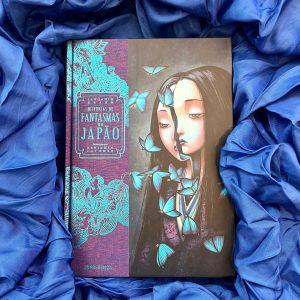 "Histórias de Fantasmas do Japão" é um livro único, de beleza rara, que celebra o Japão com 10 histórias que representam a sua cultura e as suas tradições.