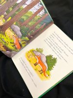 Aventura-te pelo bosque escuro e frondoso nesta histoória do livro "O grufalão" e descobre o que acontece quando um rato muito esperto se vê frente a frente com uma raposa, uma coruja, uma cobra e um grufalão comilão…