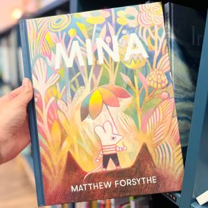 Do livro “Pokko e o Tambor”, o autor Matthew Forsythe diverte-nos com uma nova aventura “Mina” de pai e filha, cheia de suspense e humor, coragem e confiança!