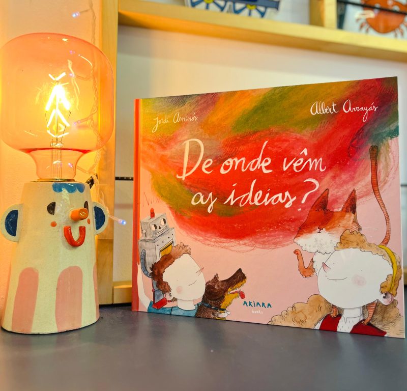 O livro ilustrado “De onde vêm as ideias?” convida as crianças e os mais crescidos a explorarem o universo invisível e mágico da criatividade.