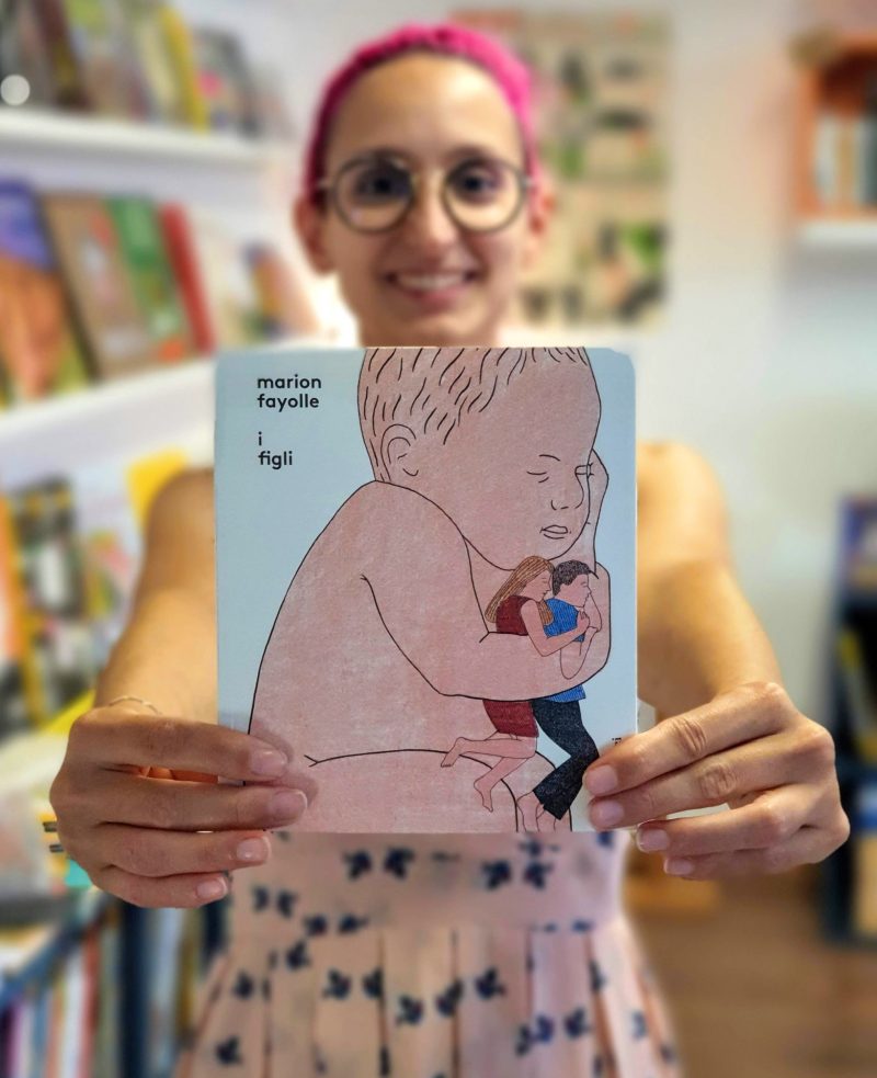 O livro ilustrado sem palavras "I figli", em português "Os filhos", leva-nos numa viagem interior de como vemos a relação entre pais e filhos.